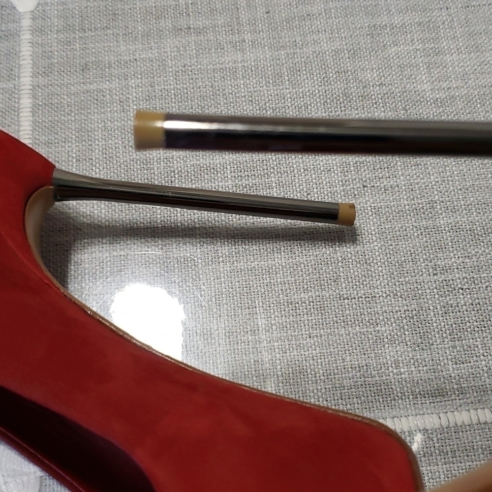 ALDO Red Stilettos Shoes, Size 39 - Picture 14 of 14